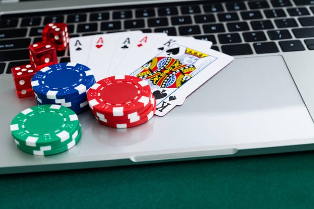 Chat interface during live dealer game showing player interaction